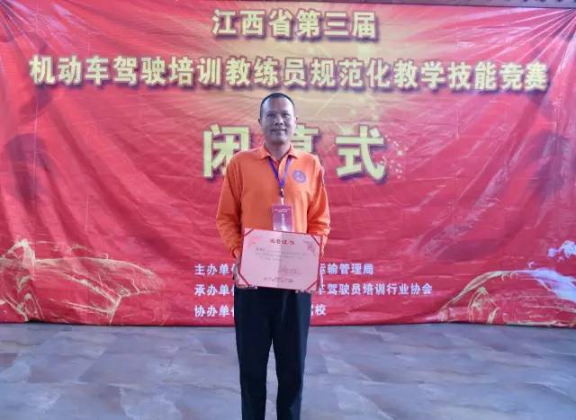 1645407982300991.jpg 1482992660343098.jpg