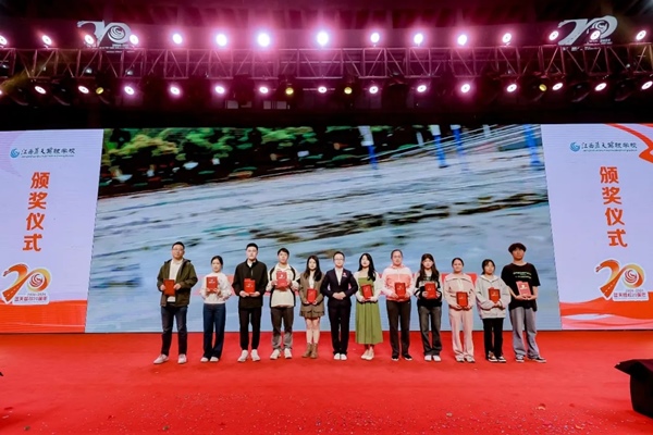 1714355989222073.jpg 640_wx_fmt=jpeg&from=appmsg&tp=webp&wxfrom=5&wx_lazy=1&wx_co=1.webp (13).jpg