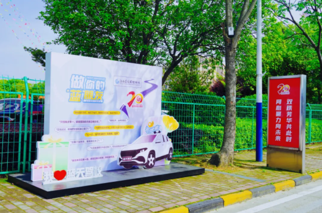 1716448673766831.png image.png